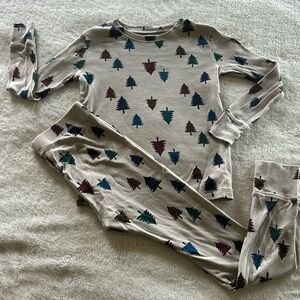 Gap Kids Organic sz8 tree pajamas